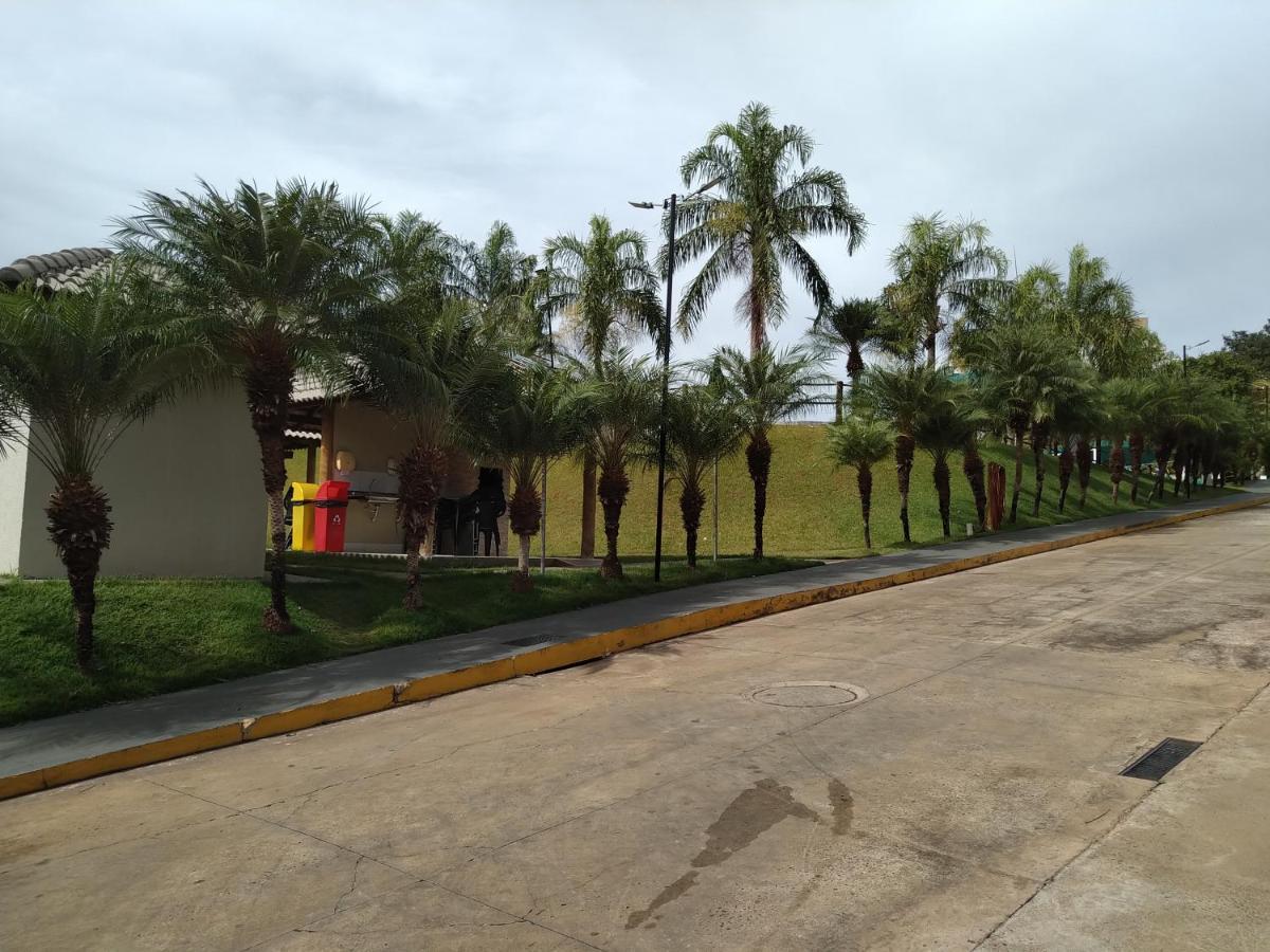 Apartamento Do Lago, Com Churrasqueira Privativa , Cozinha , Internet Banda Larga, Rampa Barco E Jet, Pesqueiro - B101 Caldas Novas Eksteriør billede